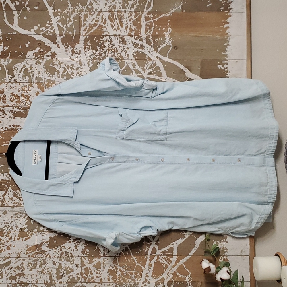 Ava & Viv Light Denim 4X Blouse